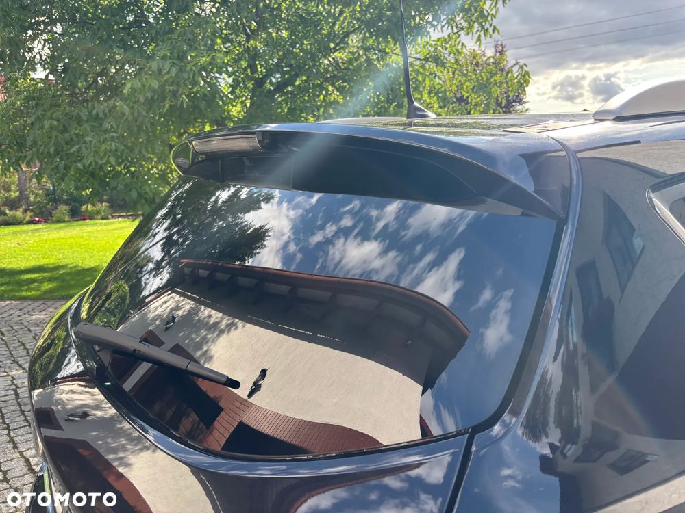 Ford Kuga 2.0 TDCi 4x4 Titanium - 32