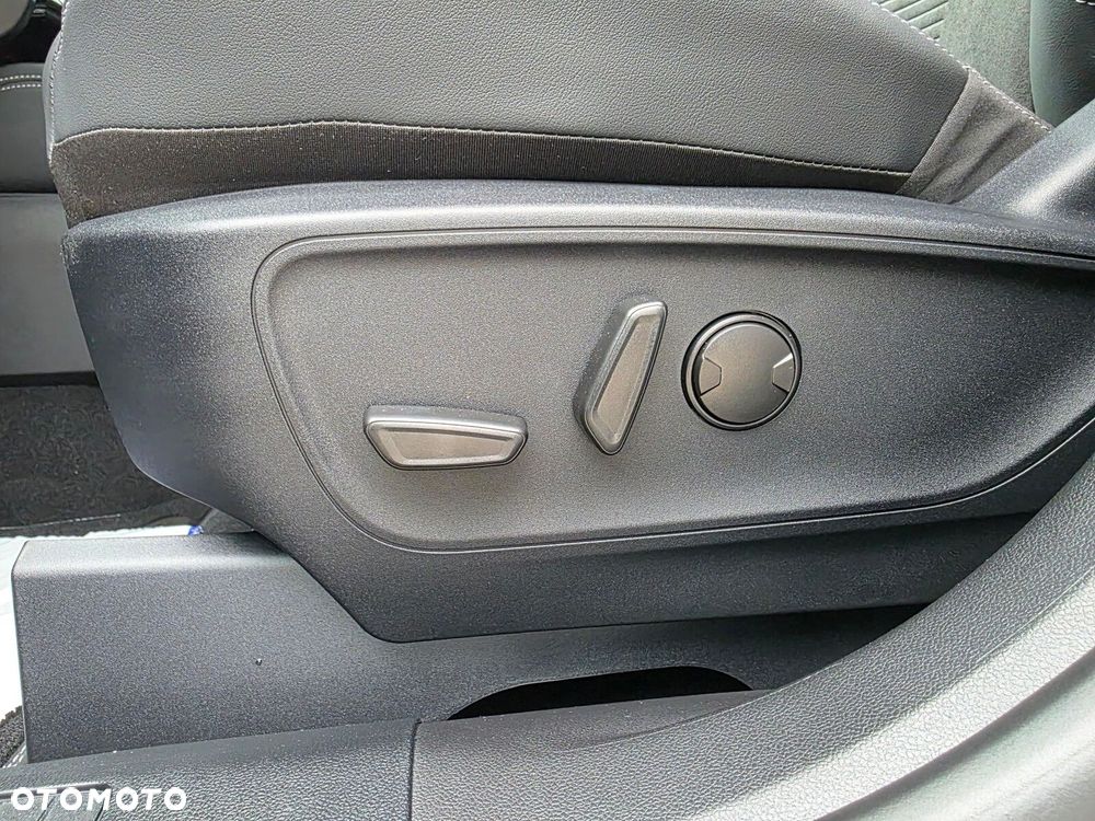 Ford Kuga - 19