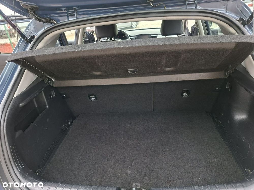 Kia Stonic 1.4 L - 17
