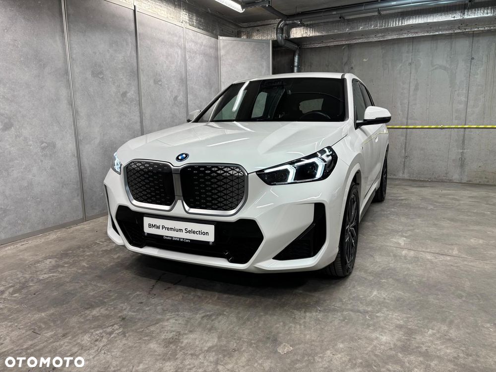 BMW iX1 eDrive20 66.5kWh M Sport - 2