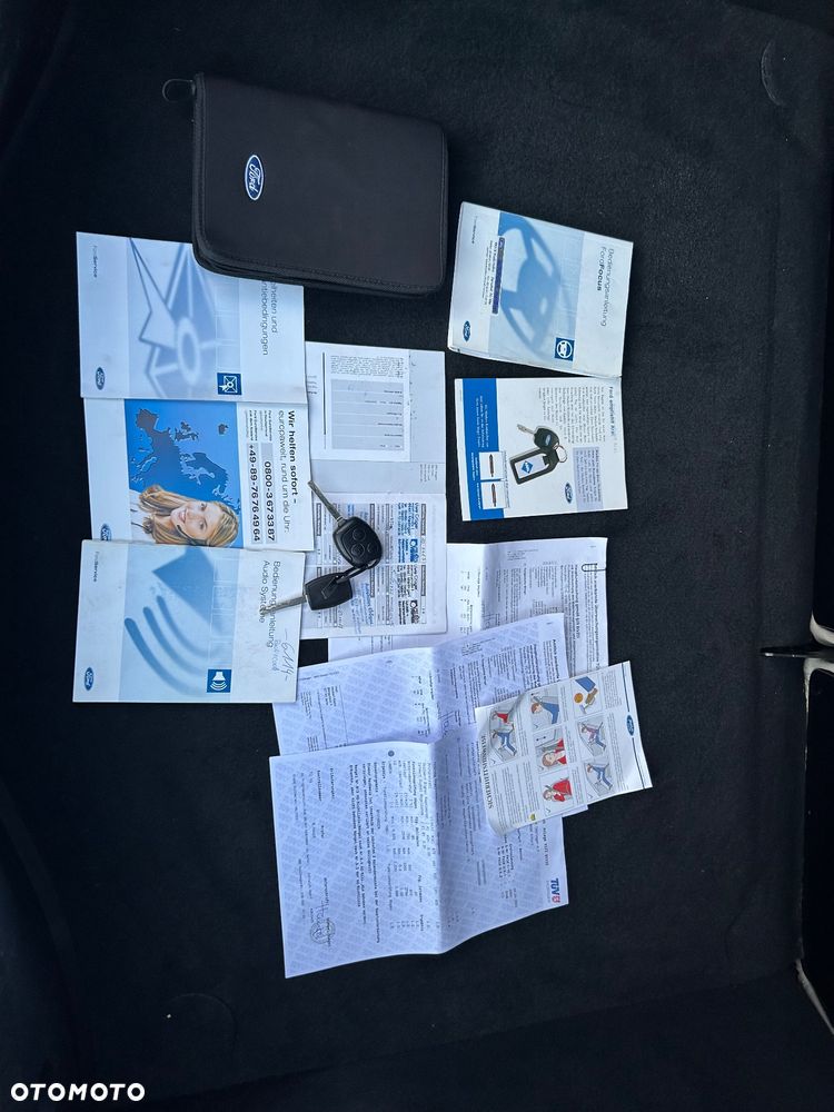 Ford Focus 1.6 Gold X - 23