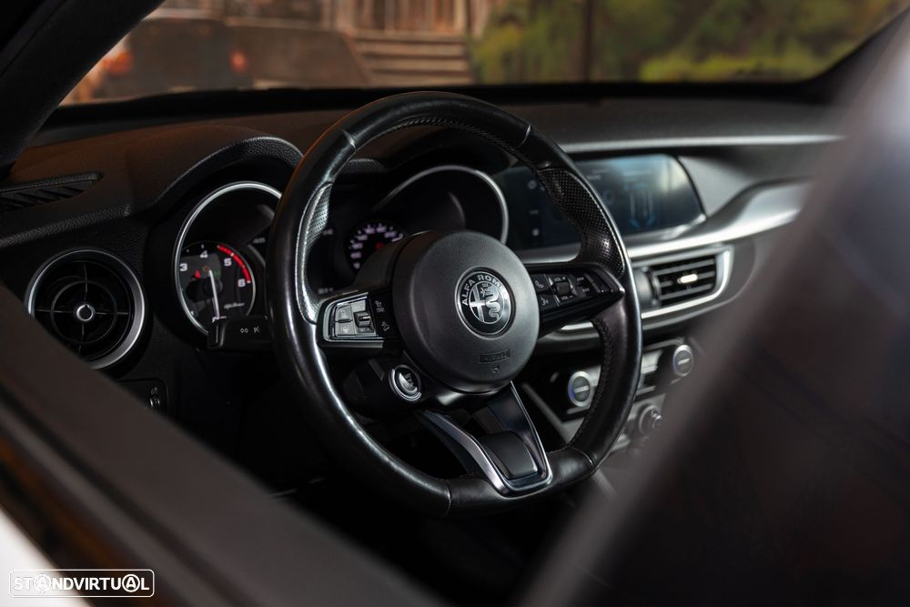 Alfa Romeo Stelvio 2.2 D Super AT8 - 12