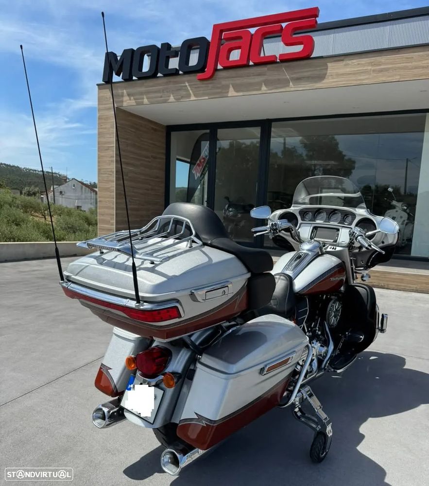 Harley-Davidson Ultra FLHTKSE Ultra Limited CVO - 12