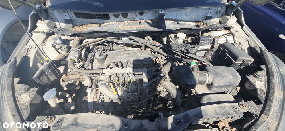 HYUNDAI I20 LIFT 1.2 16V 12-14 RADIO - 17