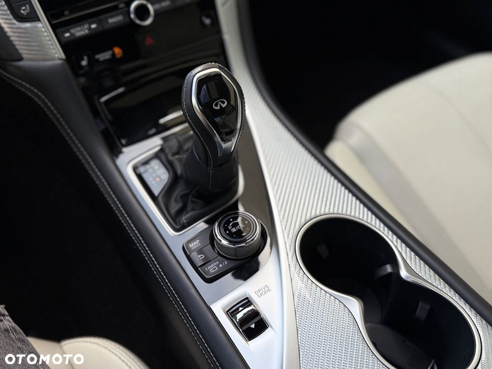 Infiniti Q60 - 28