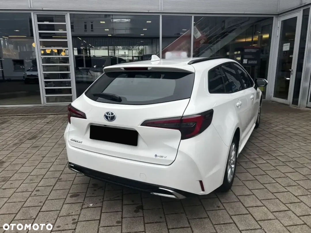 Toyota Corolla 1.8 Hybrid Comfort - 4