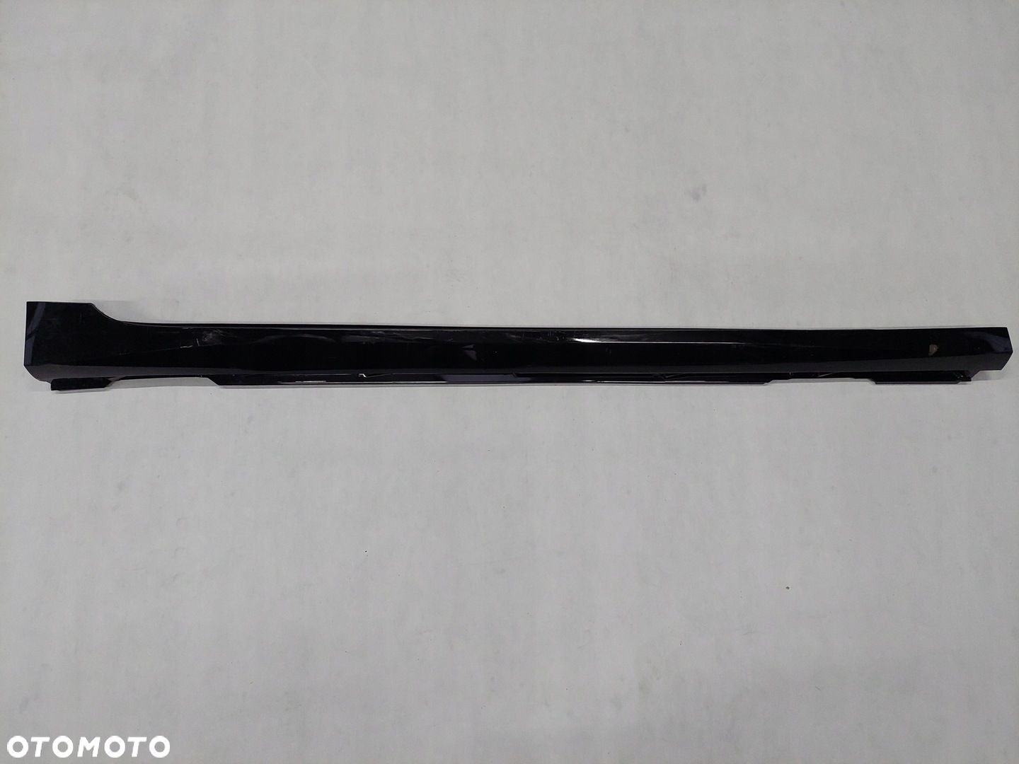 AUDI A6 C8 4K0853856 PRÓG LISTWA PROGOWA PRAWA basic czarny - 1