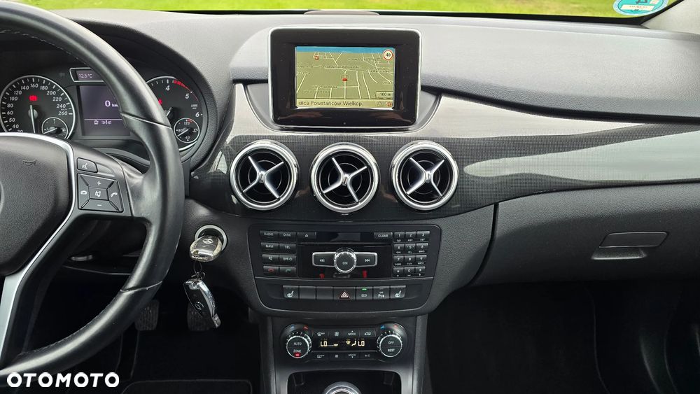 Mercedes-Benz Klasa B - 16