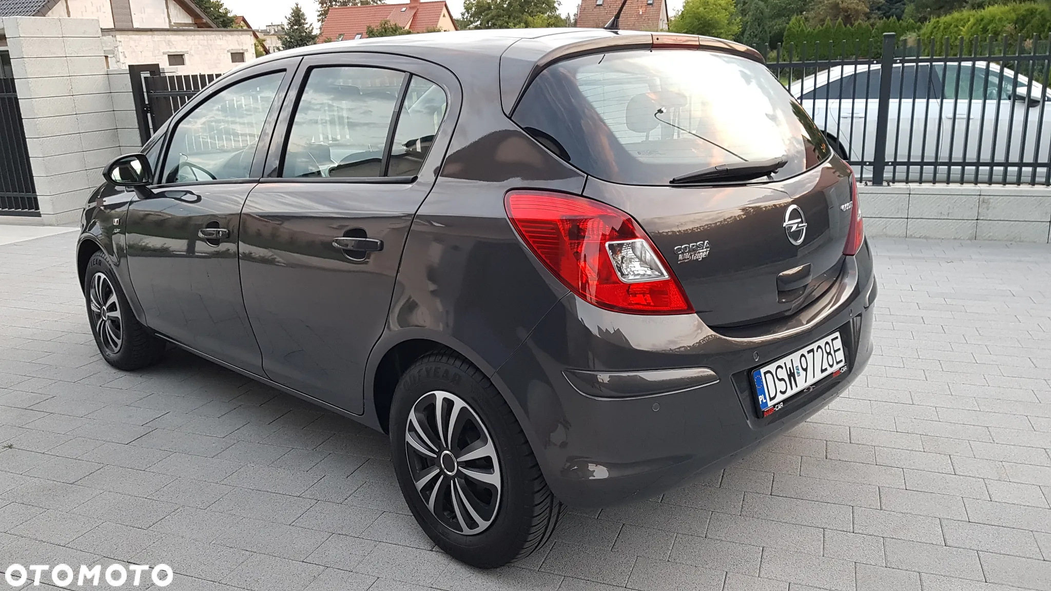 Opel Corsa 1.2 16V Color Edition - 29
