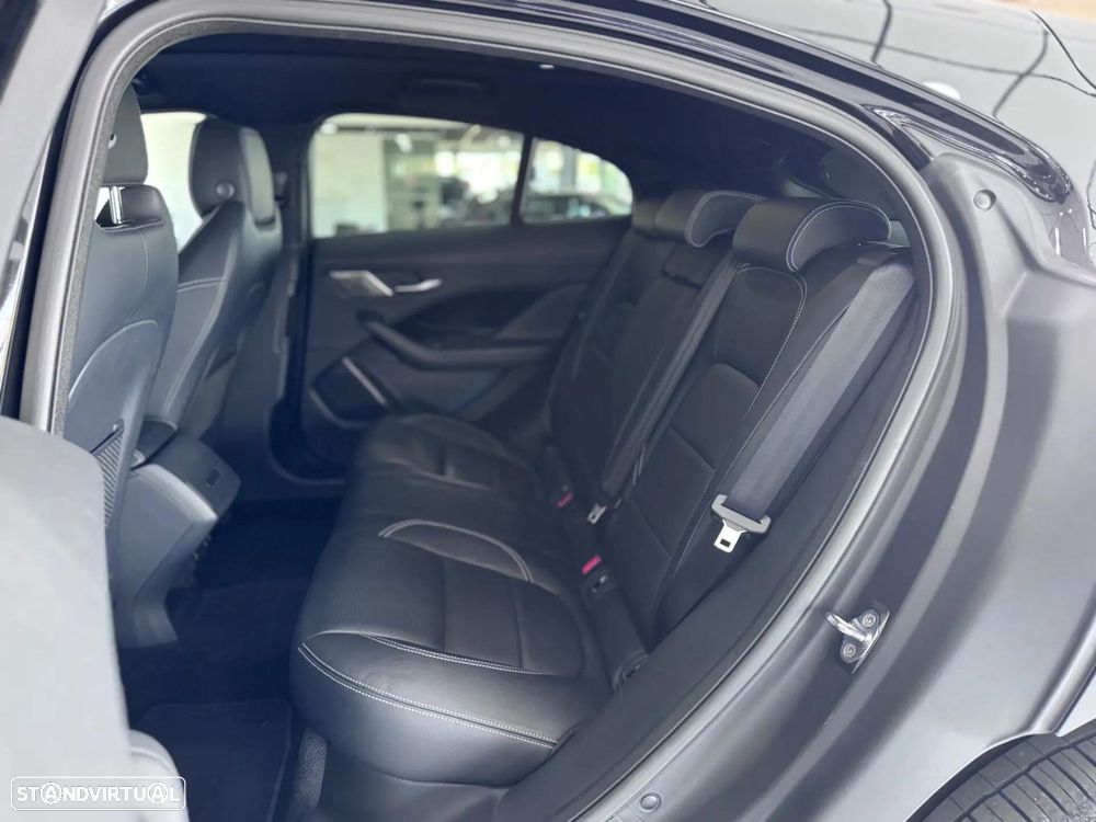 Jaguar I-Pace EV400 R-Dynamic SE AWD - 7