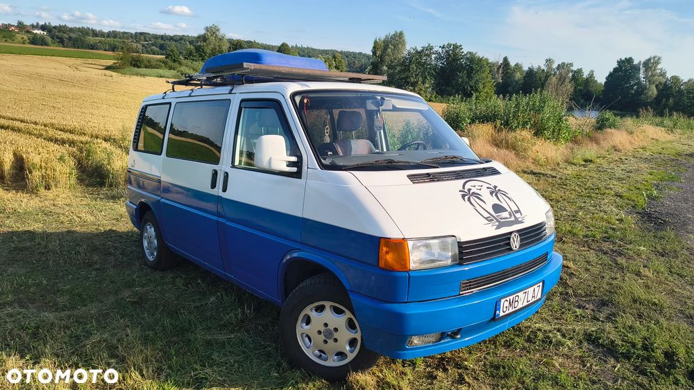 Volkswagen Multivan - 11