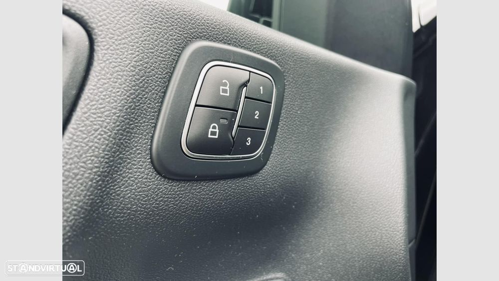 Ford Kuga 2.5 PHEV ST-Line X - 15