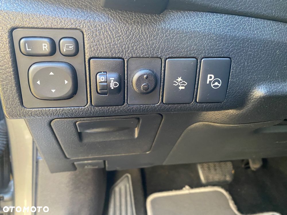 Toyota Auris Hybrid 135 Premium - 14