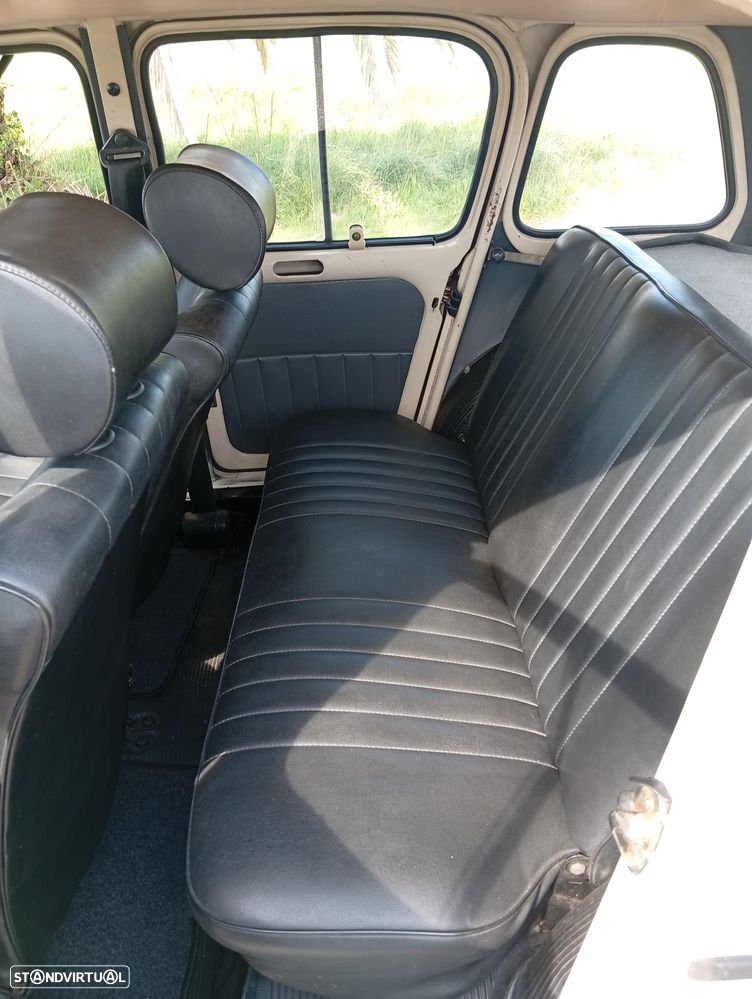 Renault 4 - 9