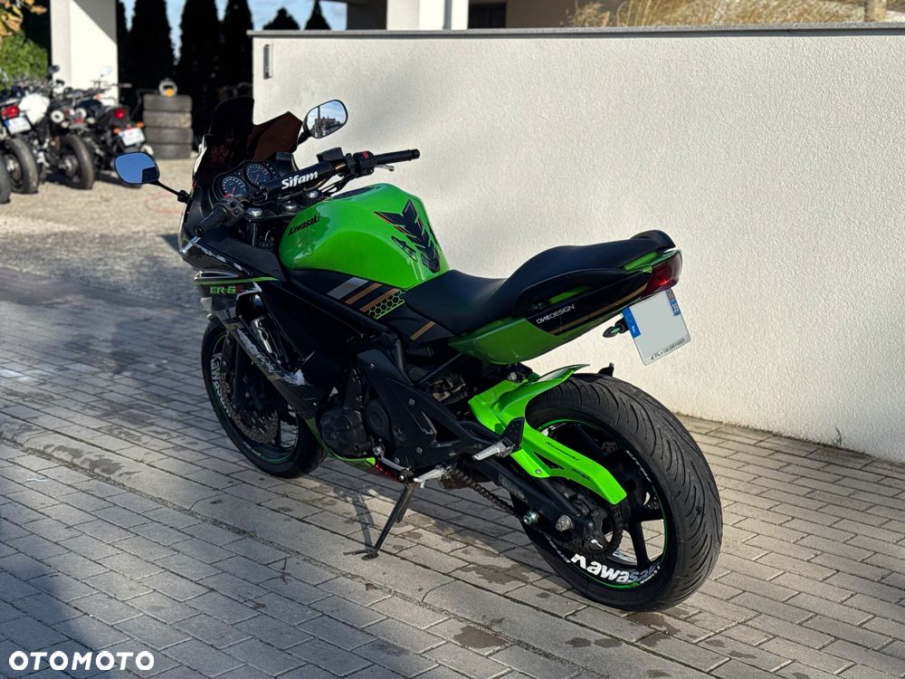 Kawasaki ER - 3
