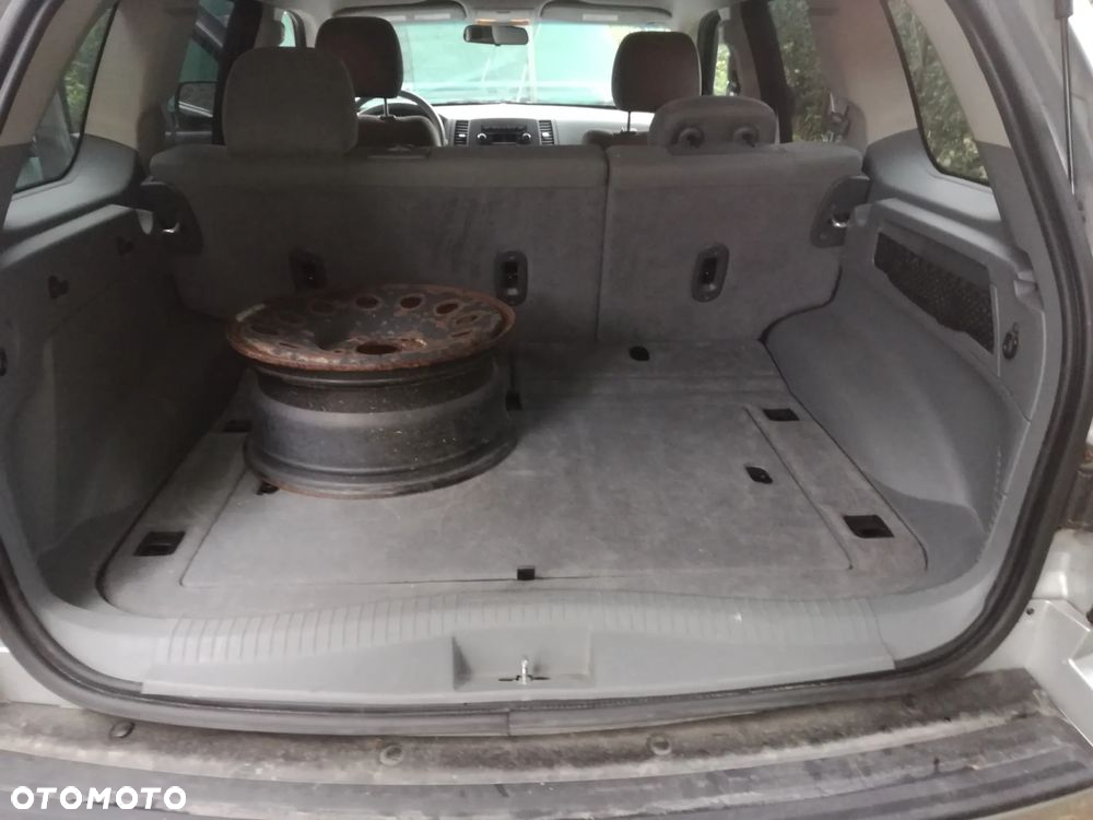 Jeep Grand Cherokee 3.7 V6 - 12