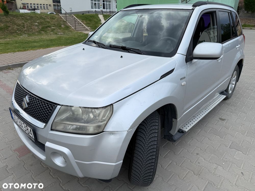 Suzuki Grand Vitara 2.0 De Luxe - 2
