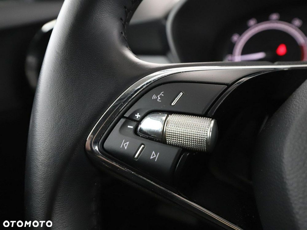 Skoda Fabia 1.0 TSI Ambition - 32