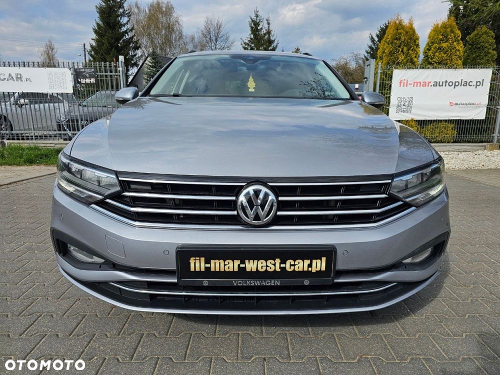 Volkswagen Passat - 11