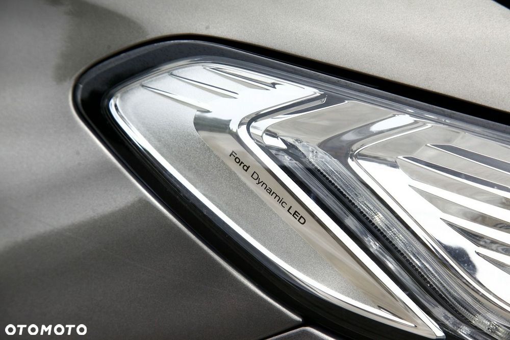 Ford Mondeo - 30