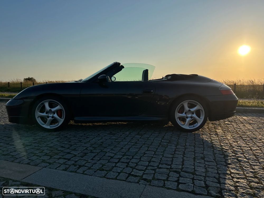 Porsche 911 (996) Carrera 4S Cabrio - 9
