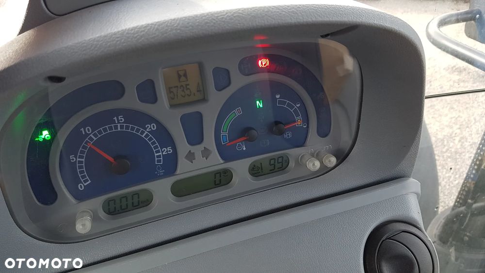 New Holland T7.200 AC 2013R - 25