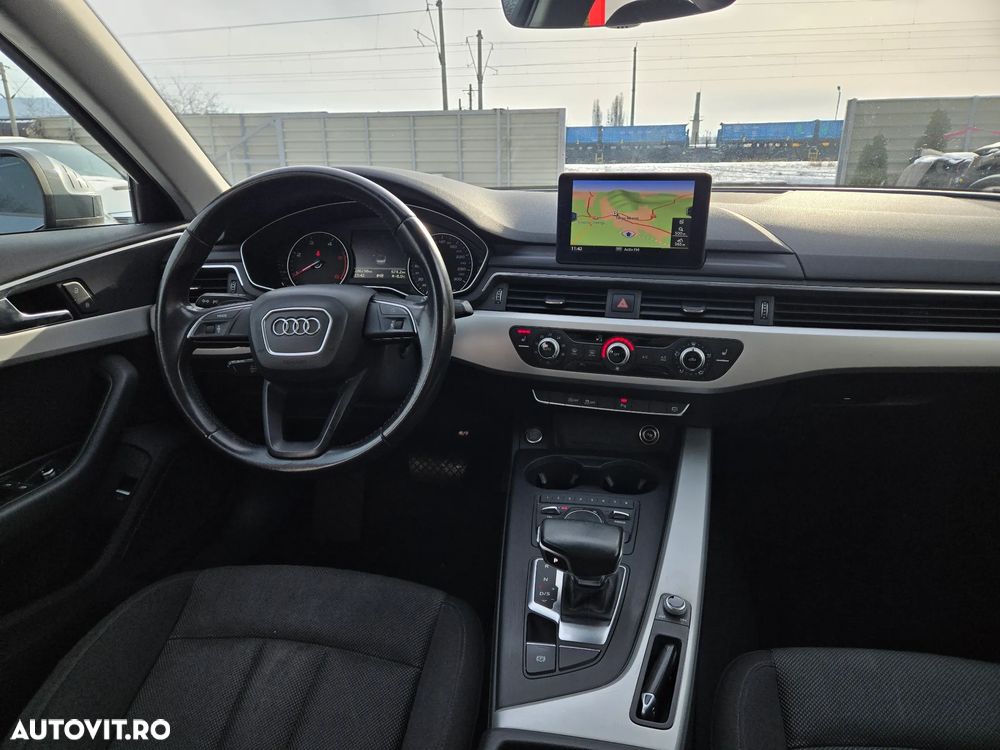 Audi A4 Limuzina 2.0 TDI DPF multitronic Attraction - 19