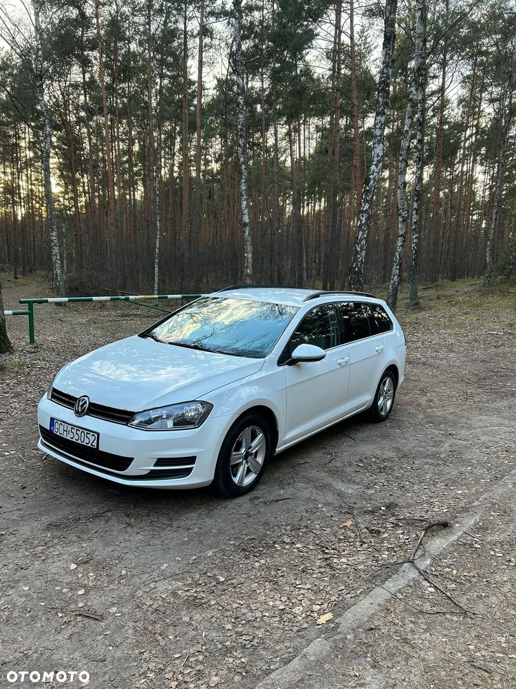 Volkswagen Golf - 2