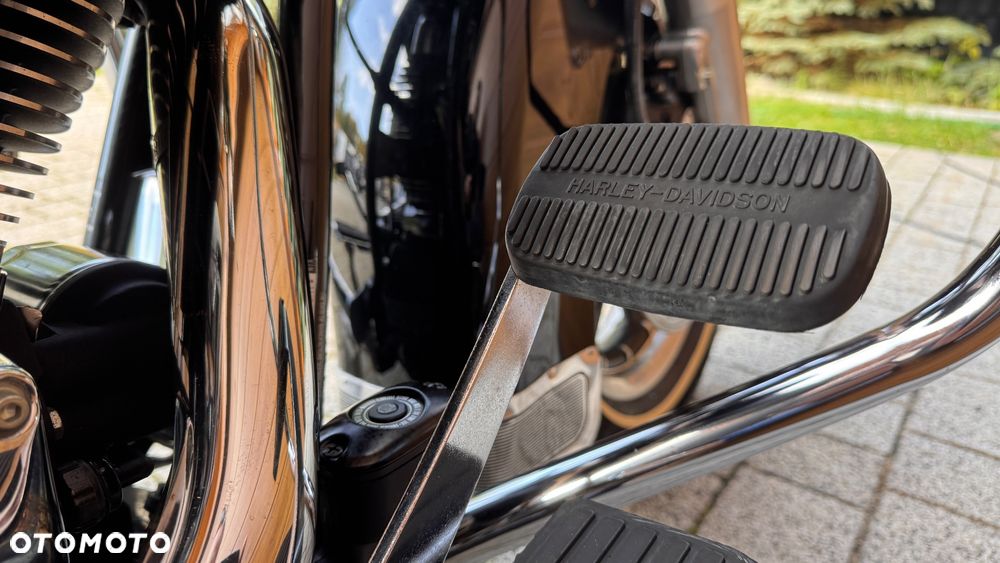 Harley-Davidson Touring Road King - 17
