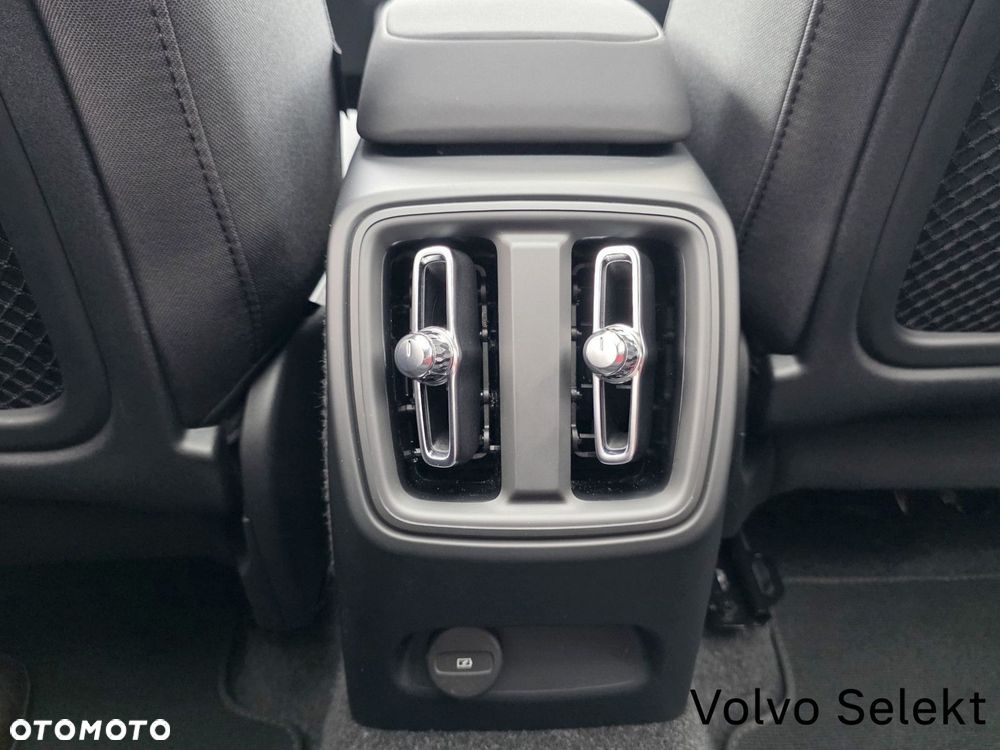 Volvo C40 - 36