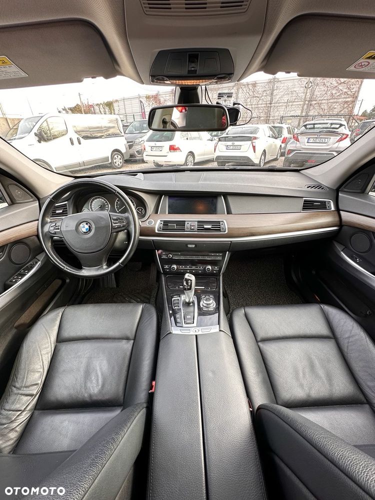 BMW 5GT 535i - 9