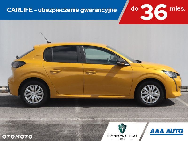 Peugeot 208 - 8