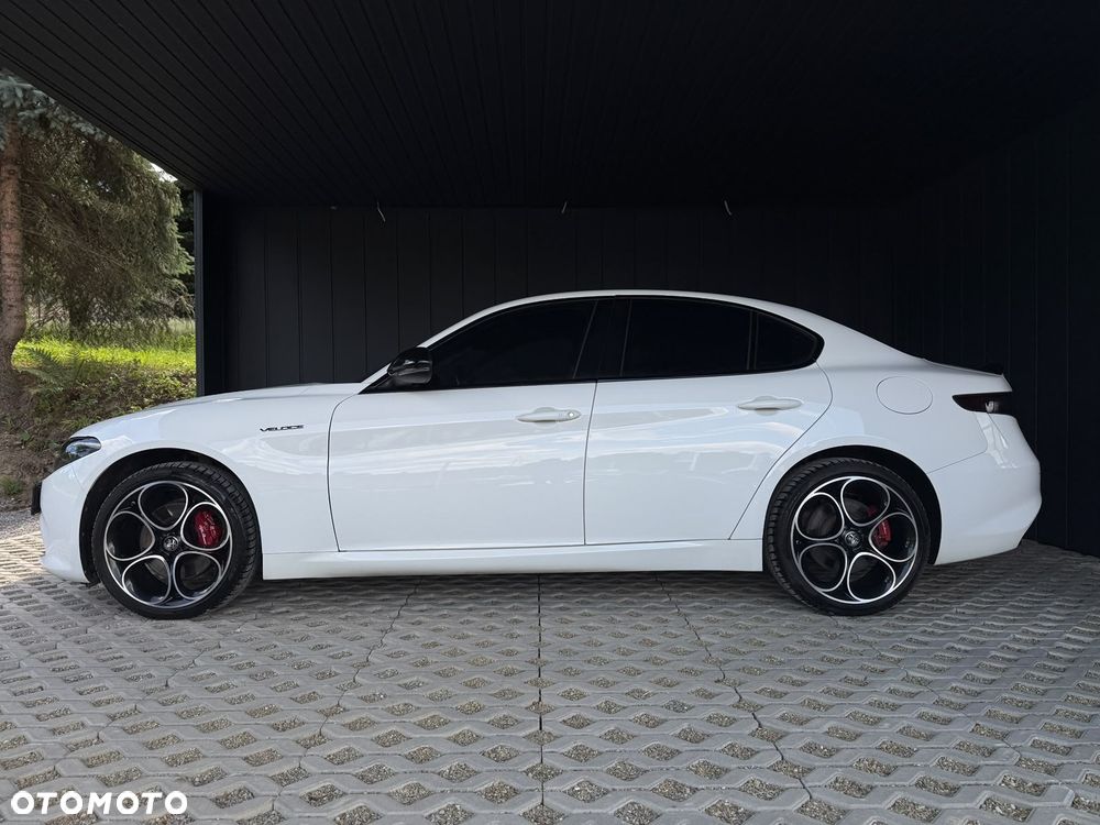 Alfa Romeo Giulia 2.0 Turbo Veloce Q4 - 24