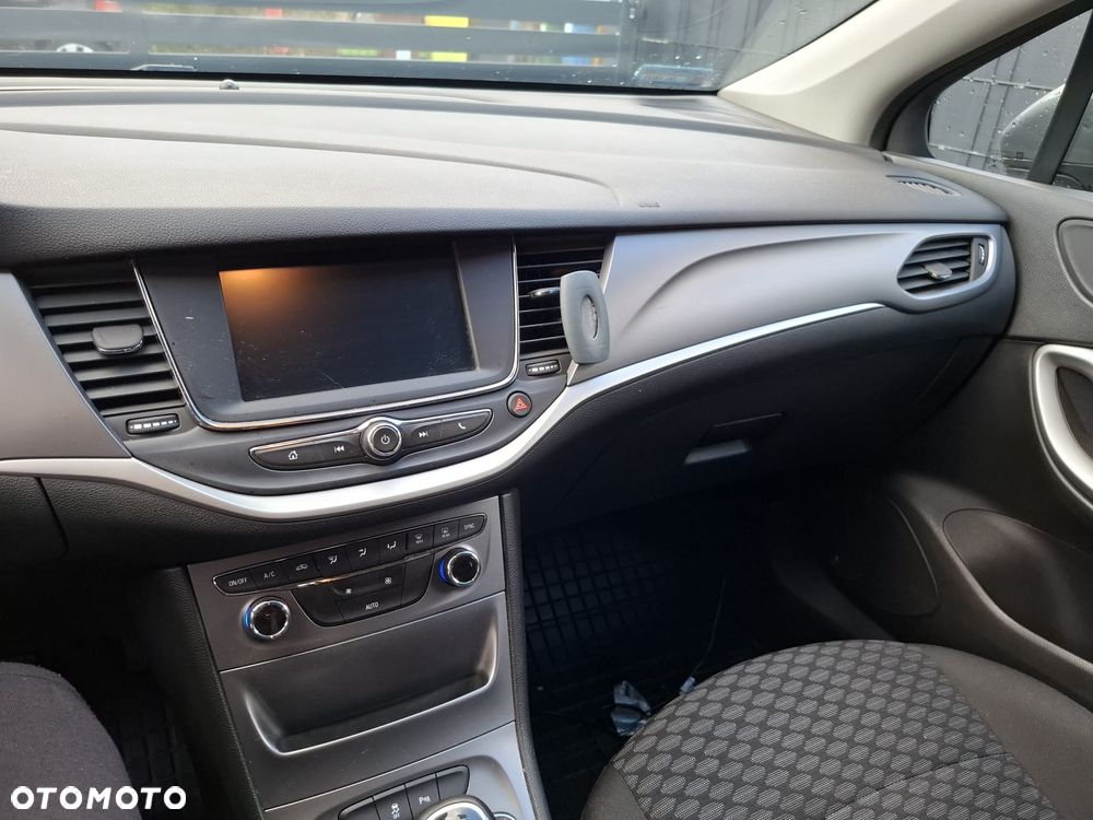 Opel Astra 1.4 Enjoy - 11
