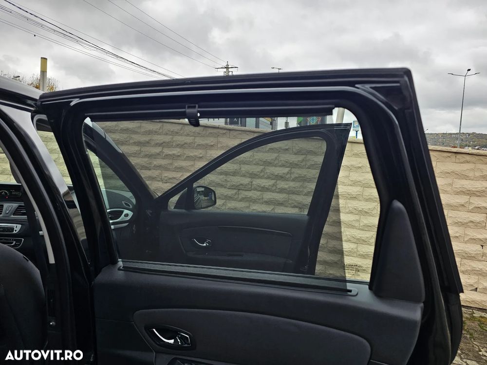 Renault Scenic - 18