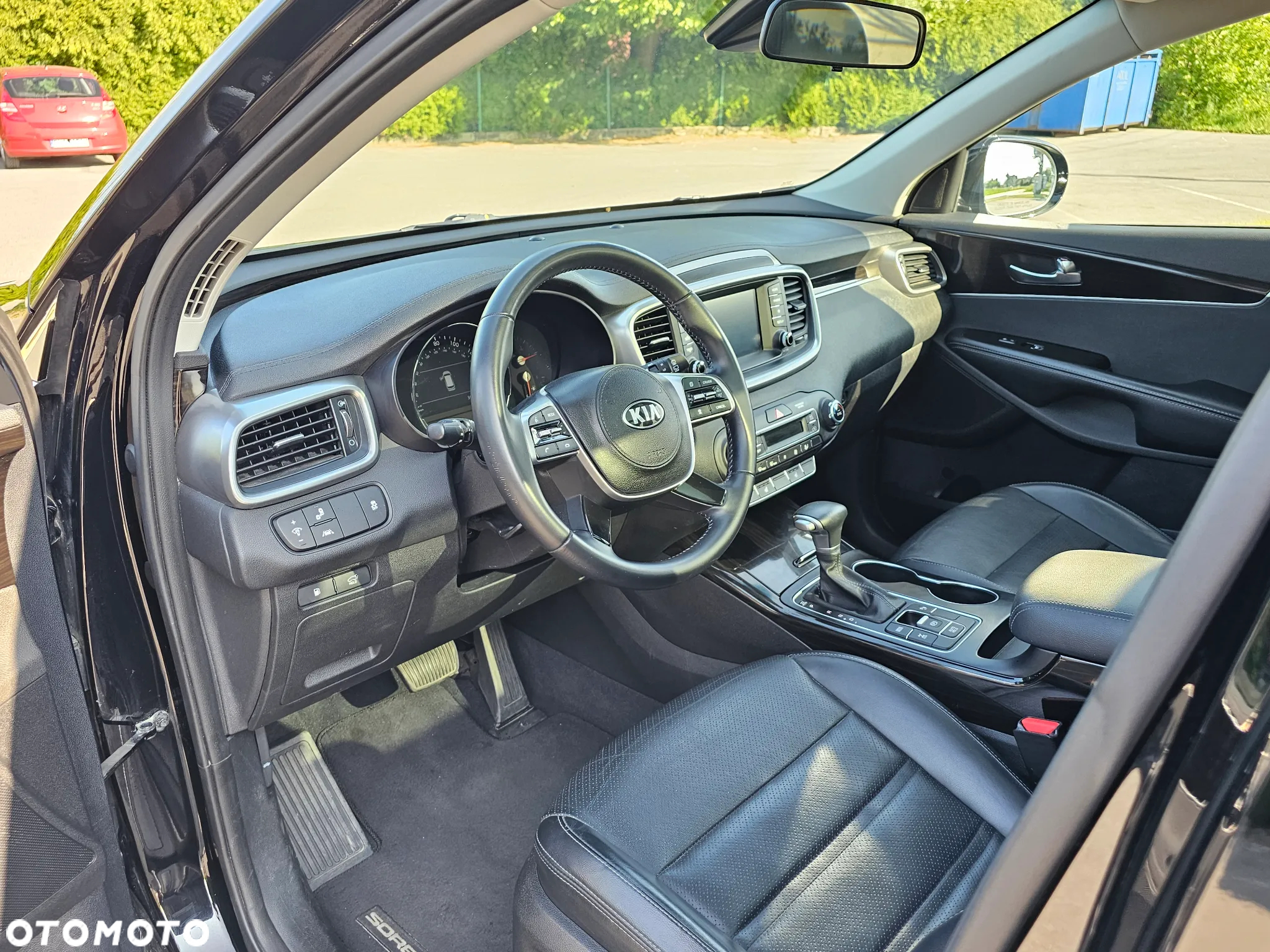 Kia Sorento - 14