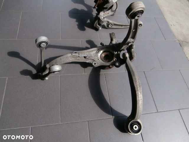 ZWROTNICA PIASTA WAHACZE 4G0407242C 4G0407241C PRAWA LEWA AUDI A6 C7 A7 A4 B8 LIFTQ5 - 9