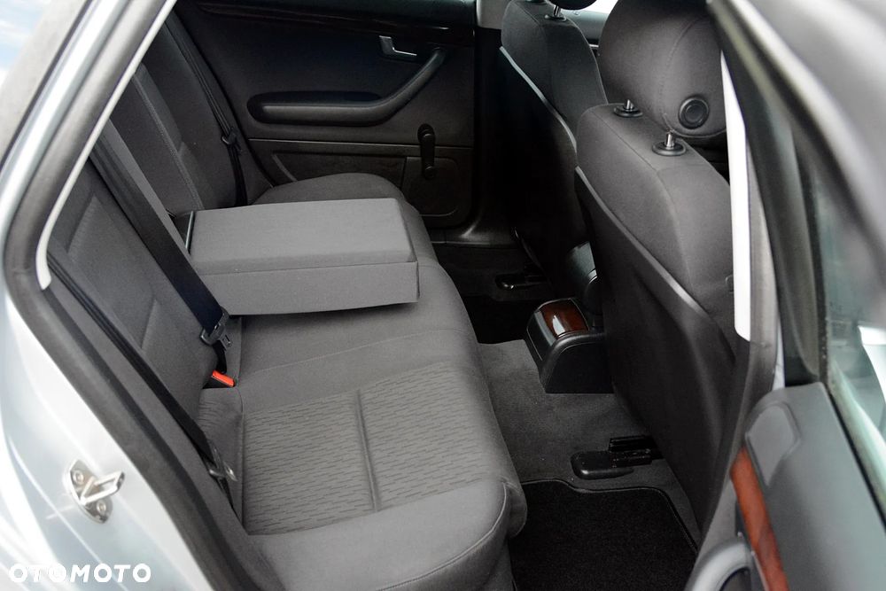 Audi A4 Avant - 12