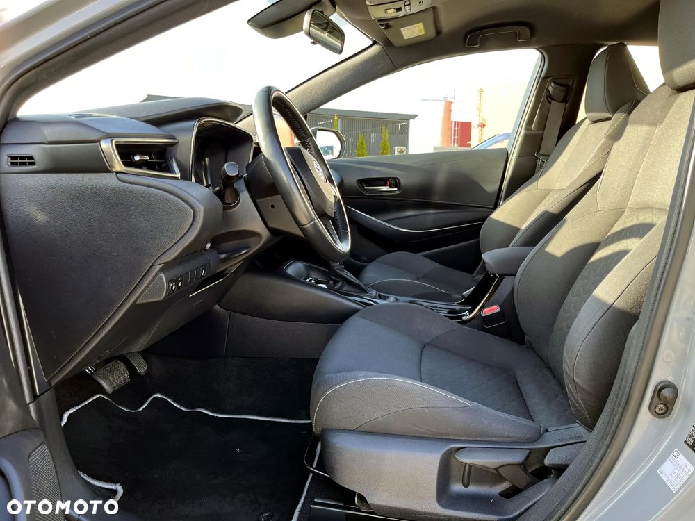 Toyota Corolla 1.8 Hybrid Comfort - 10