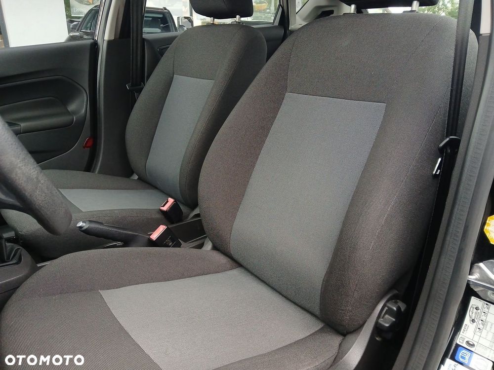 Ford Fiesta 1.25 Ambiente - 36