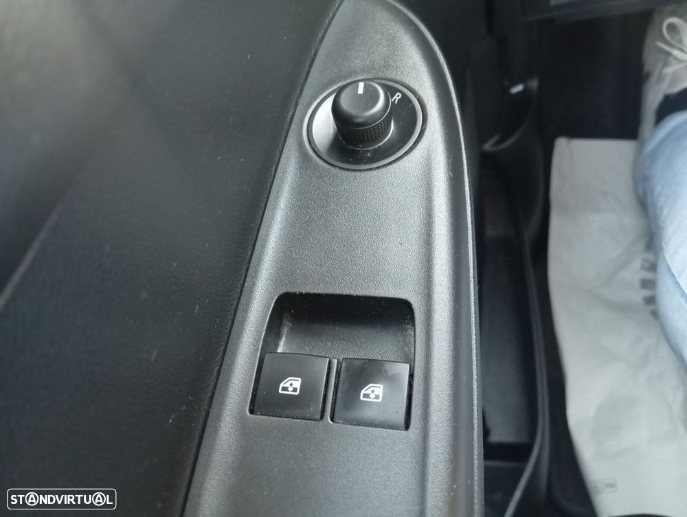 Opel Karl 1.0 FlexFuel - 9