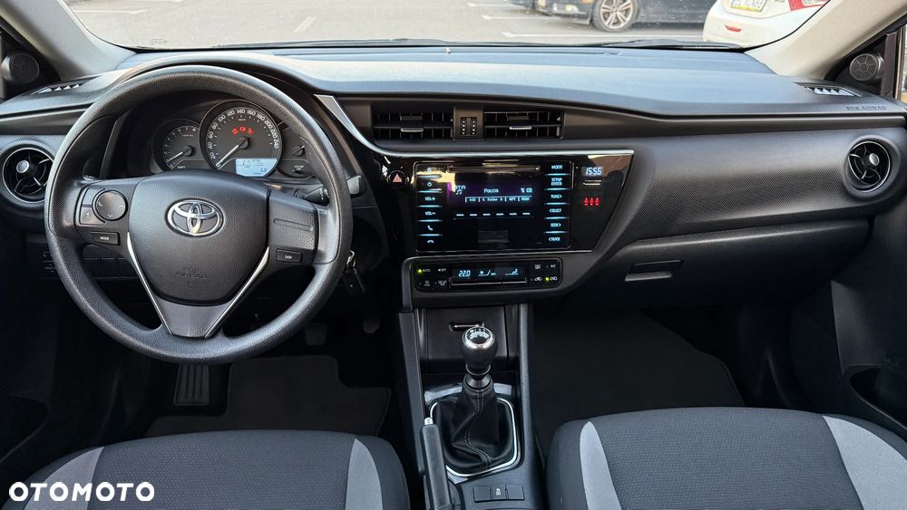 Toyota Auris 1.33 VVT-i Active - 17