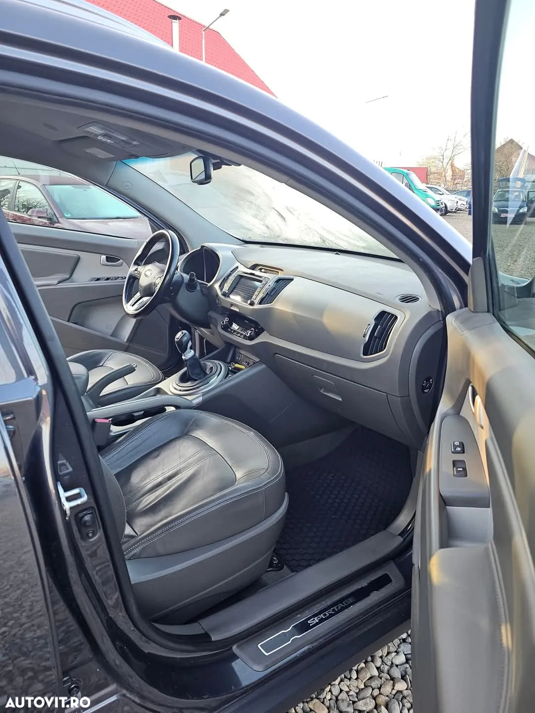 Kia Sportage 2.0 CRDI 4WD Fifa World Cup Edition - 8