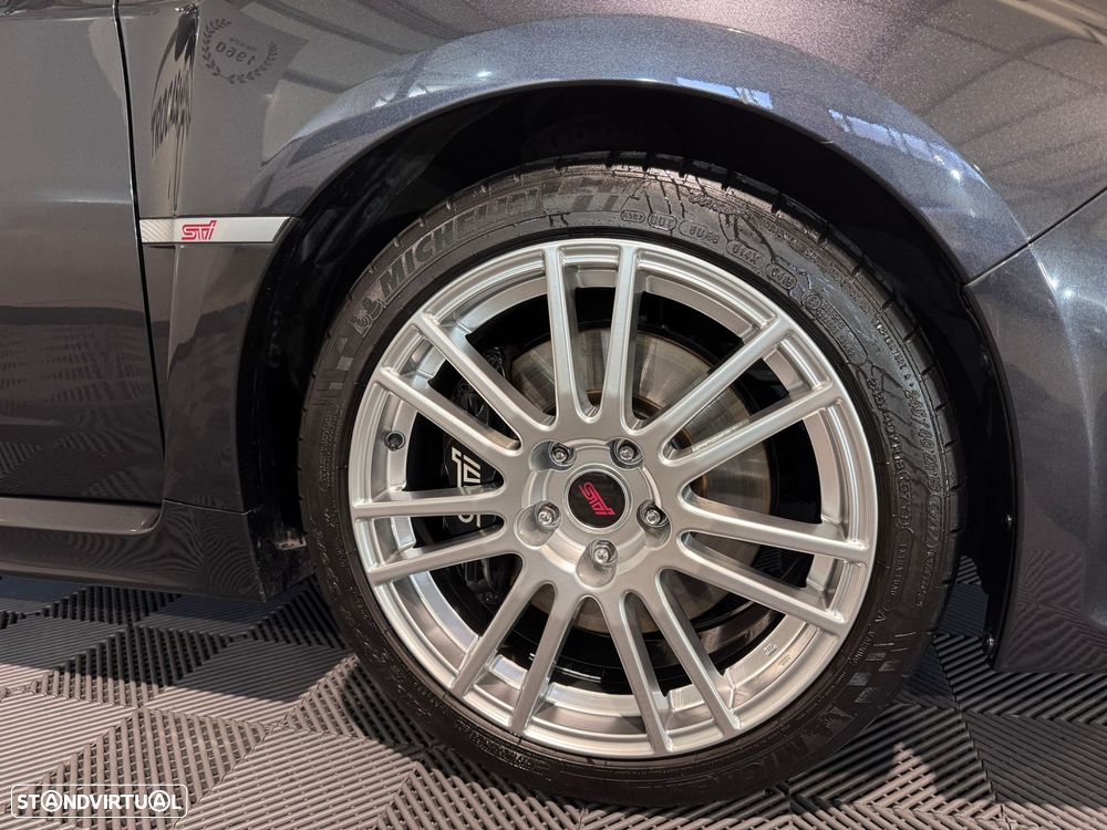 Subaru Impreza 2.5 WRX STi - 41
