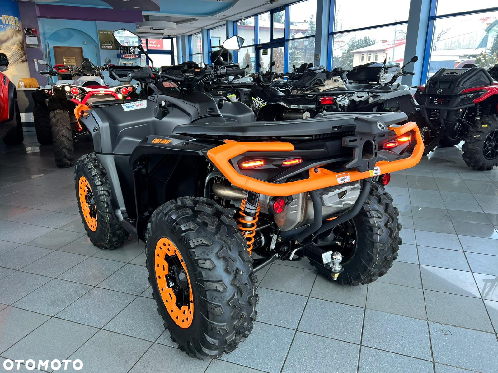 Can-Am Outlander - 25