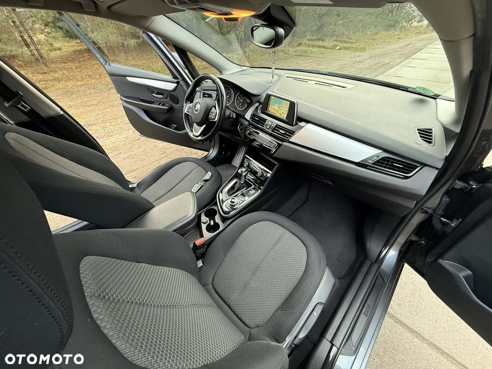 BMW Seria 2 218d Sport Line - 19