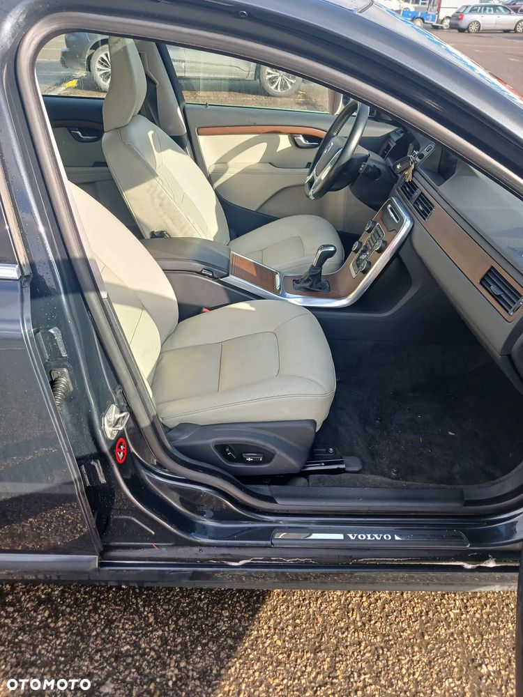 Volvo V70 D3 Kinetic - 16