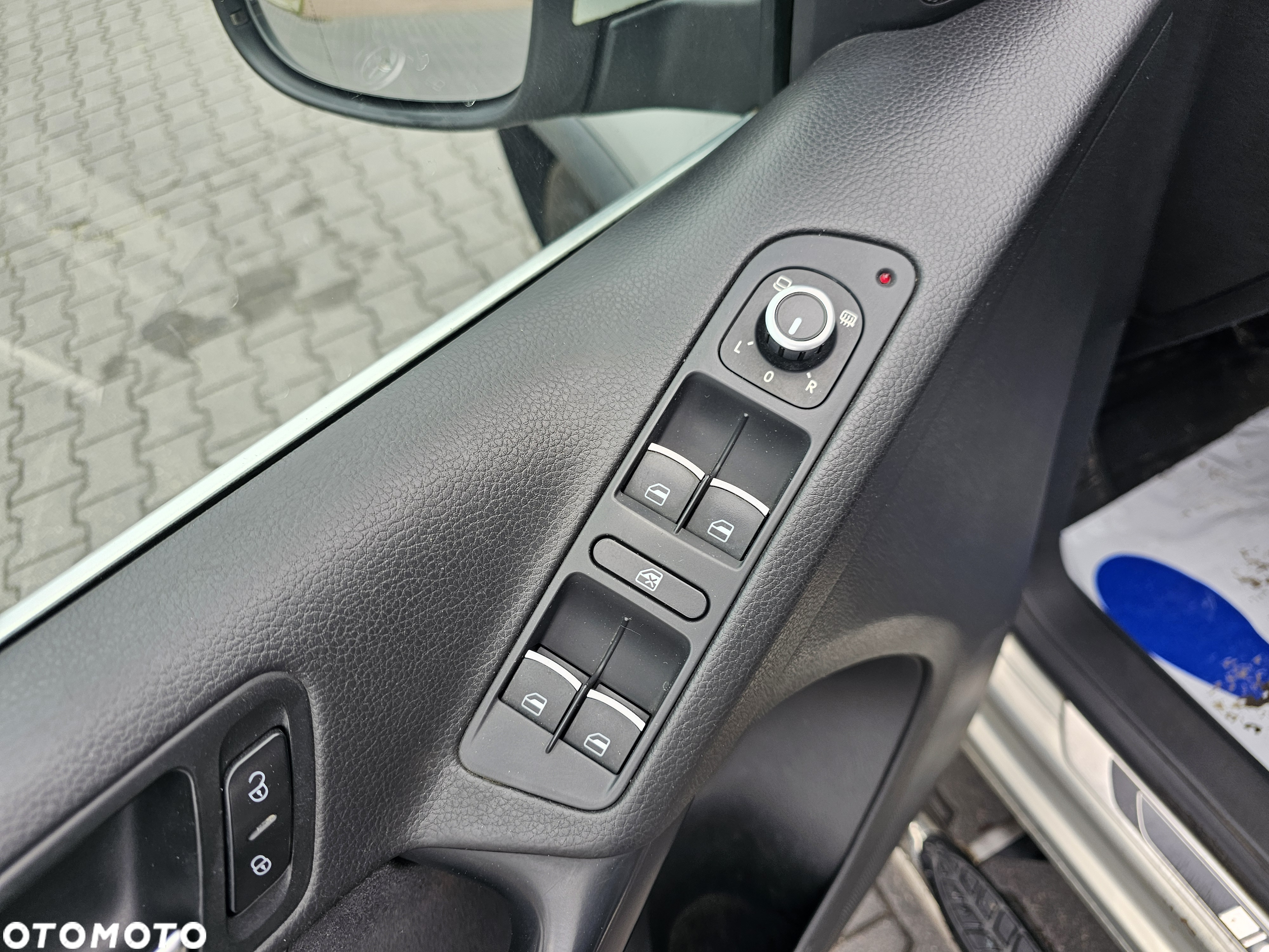 Volkswagen Tiguan 2.0 TDI DPF 4Motion BlueMotion Technology DSG Cup Sport & Style - 8