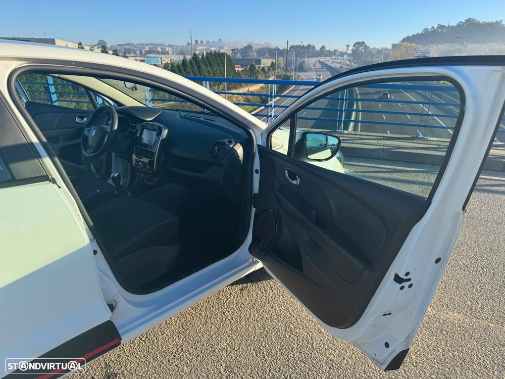 Renault Clio dCi 75 Stop & Start Life - 24