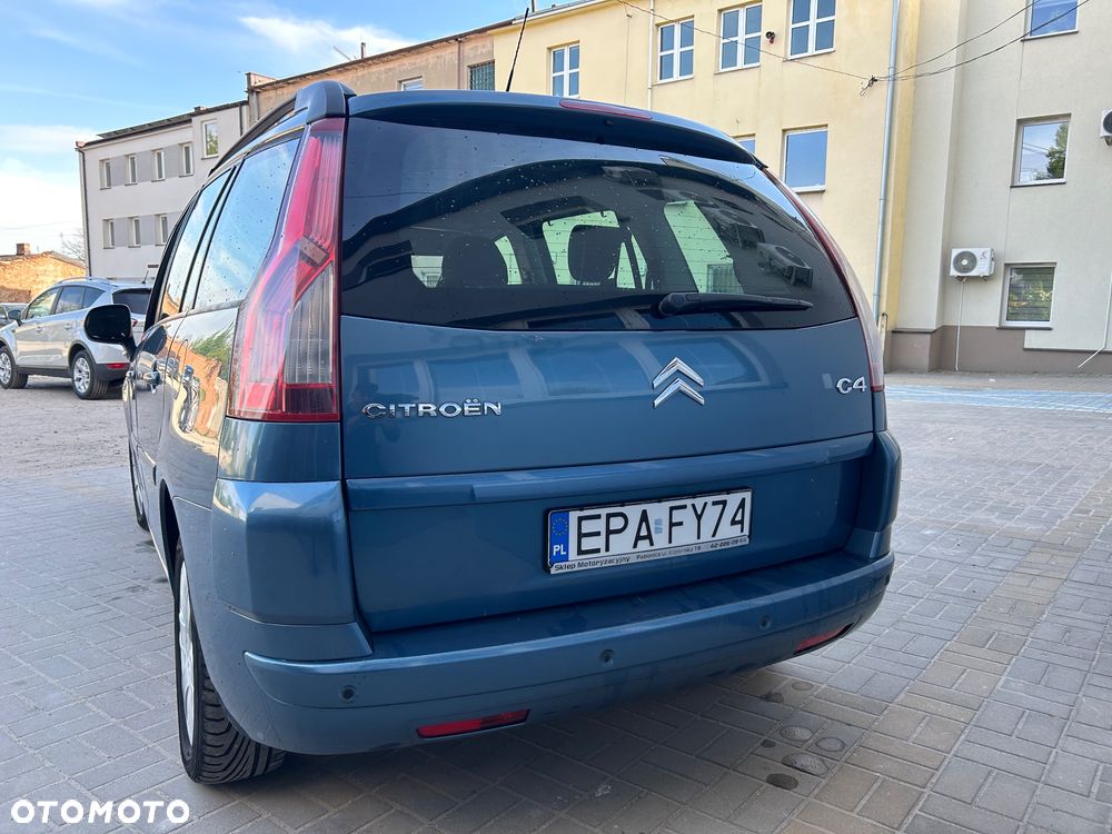 Citroën C4 HDi 110 FAP Exclusive - 4
